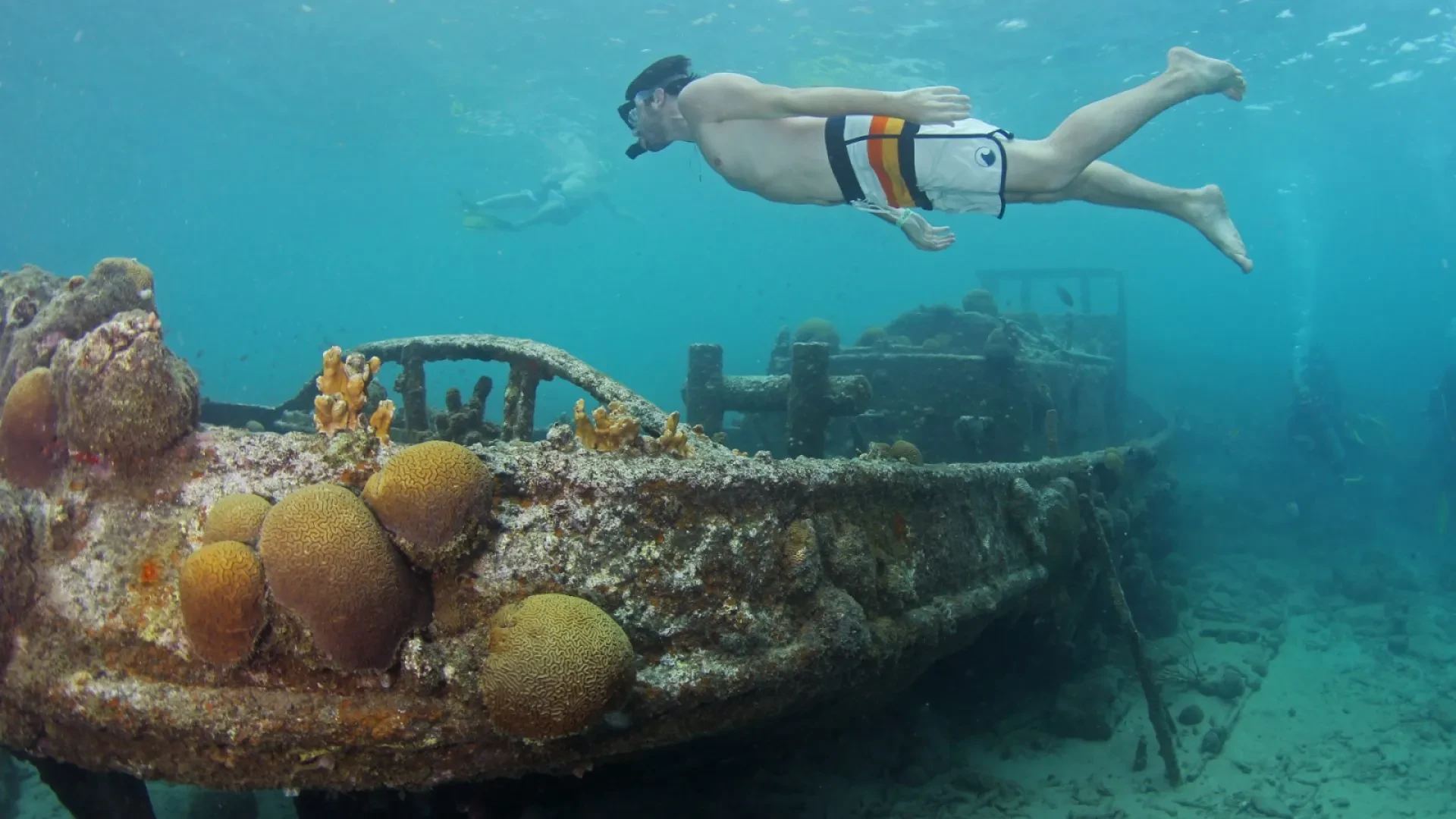 Tugboat and Reef Snorkel Tour