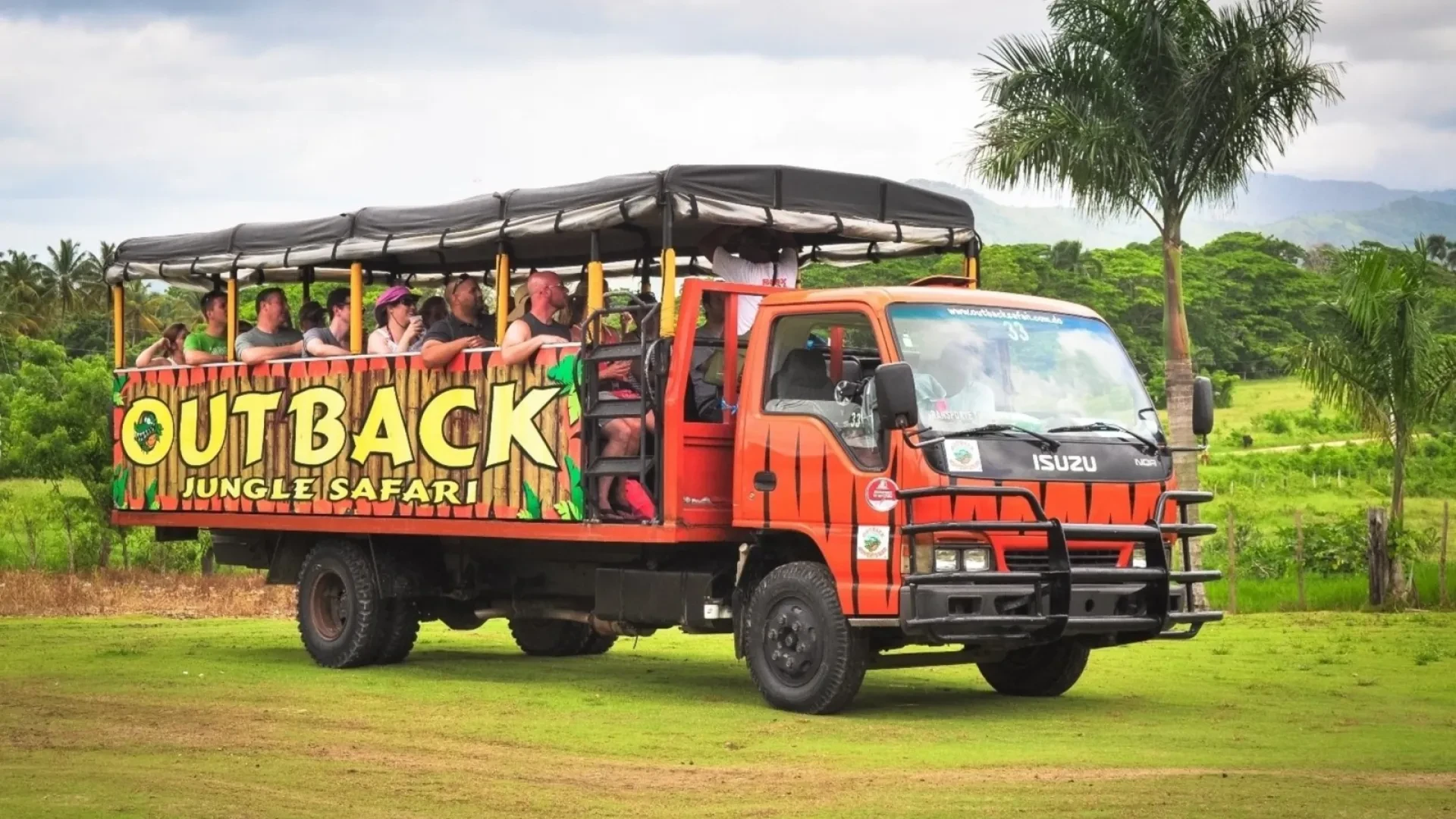 Sightseeing Outback Safari in La Romana, Bayahibe