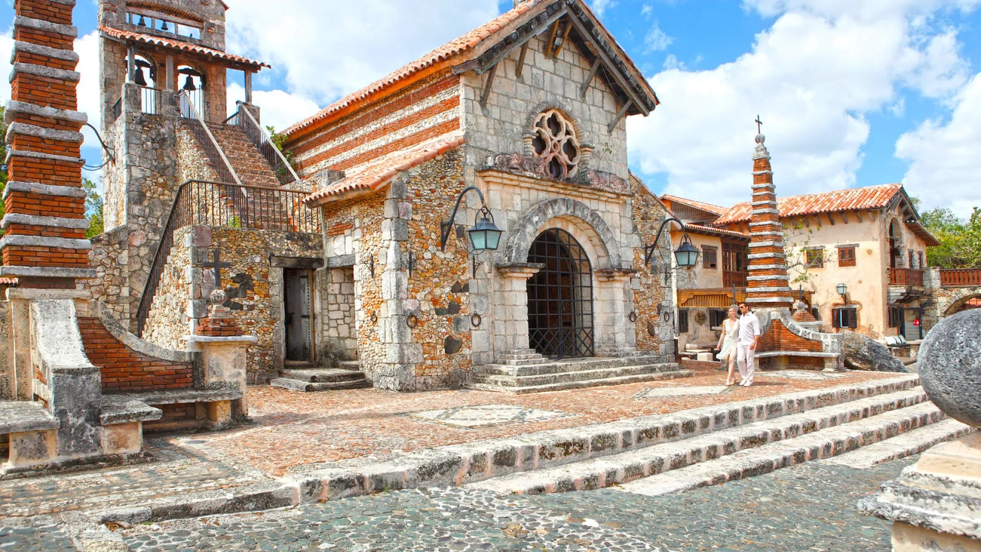 Hispaniola Sightseeing VIP Tour from La Romana, Bayahibe