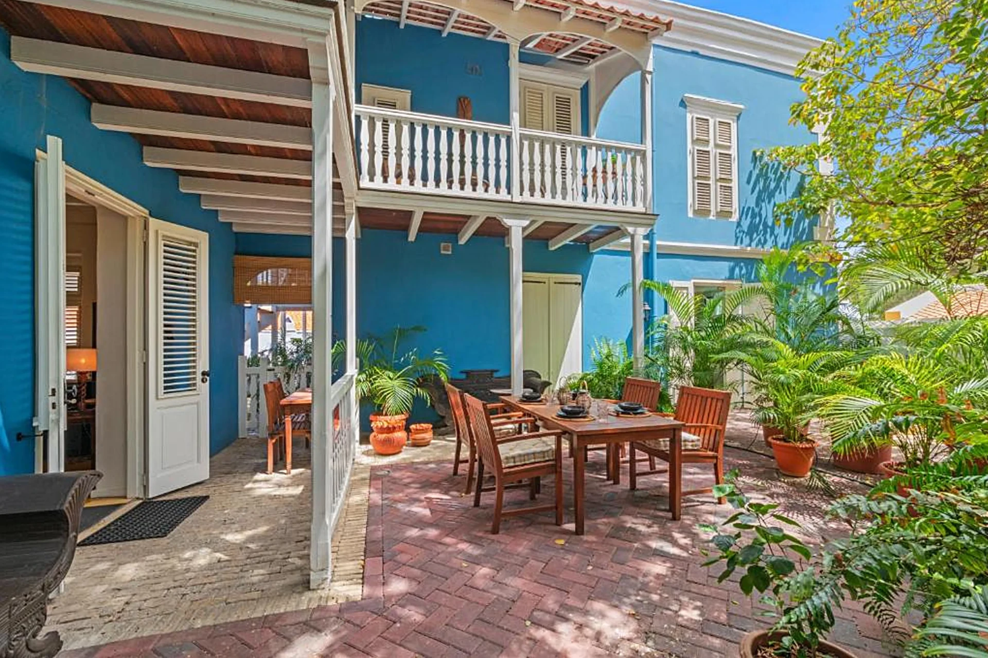 Best hidden gem apartment in Curacao Gardens