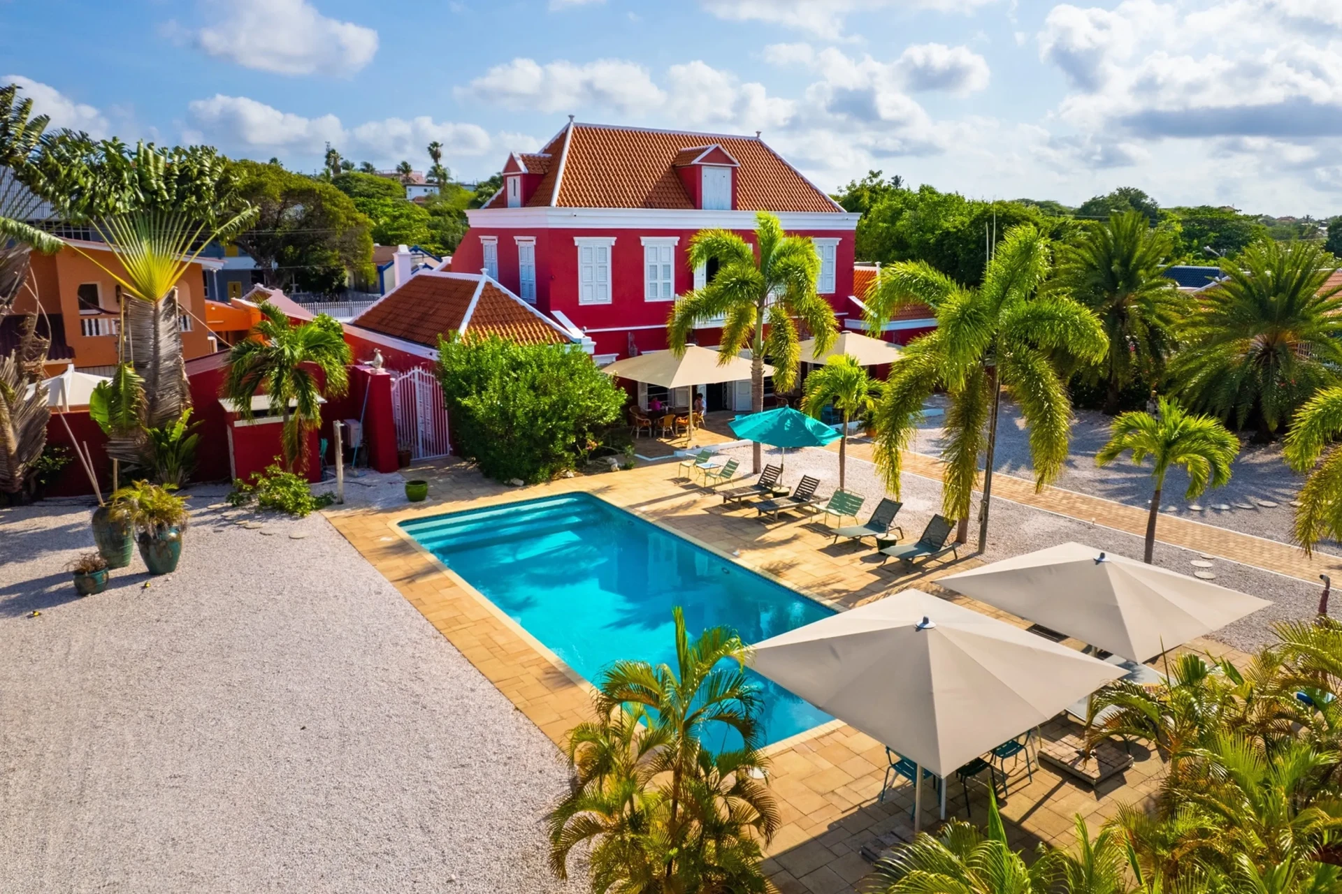 Best historical building to stay in Curacao Villa Tokara